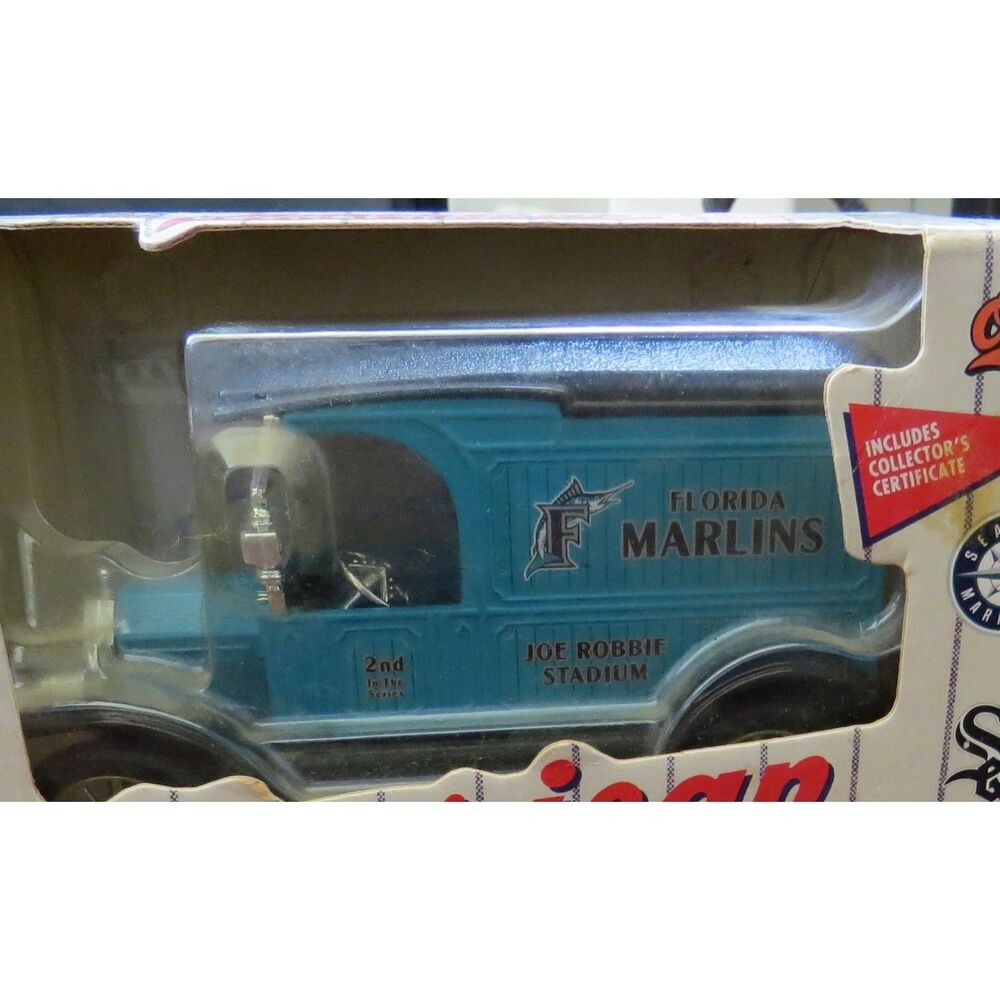 Vintage 1994 ERTL Diecast bank American Pasttime Series Florida Marlins